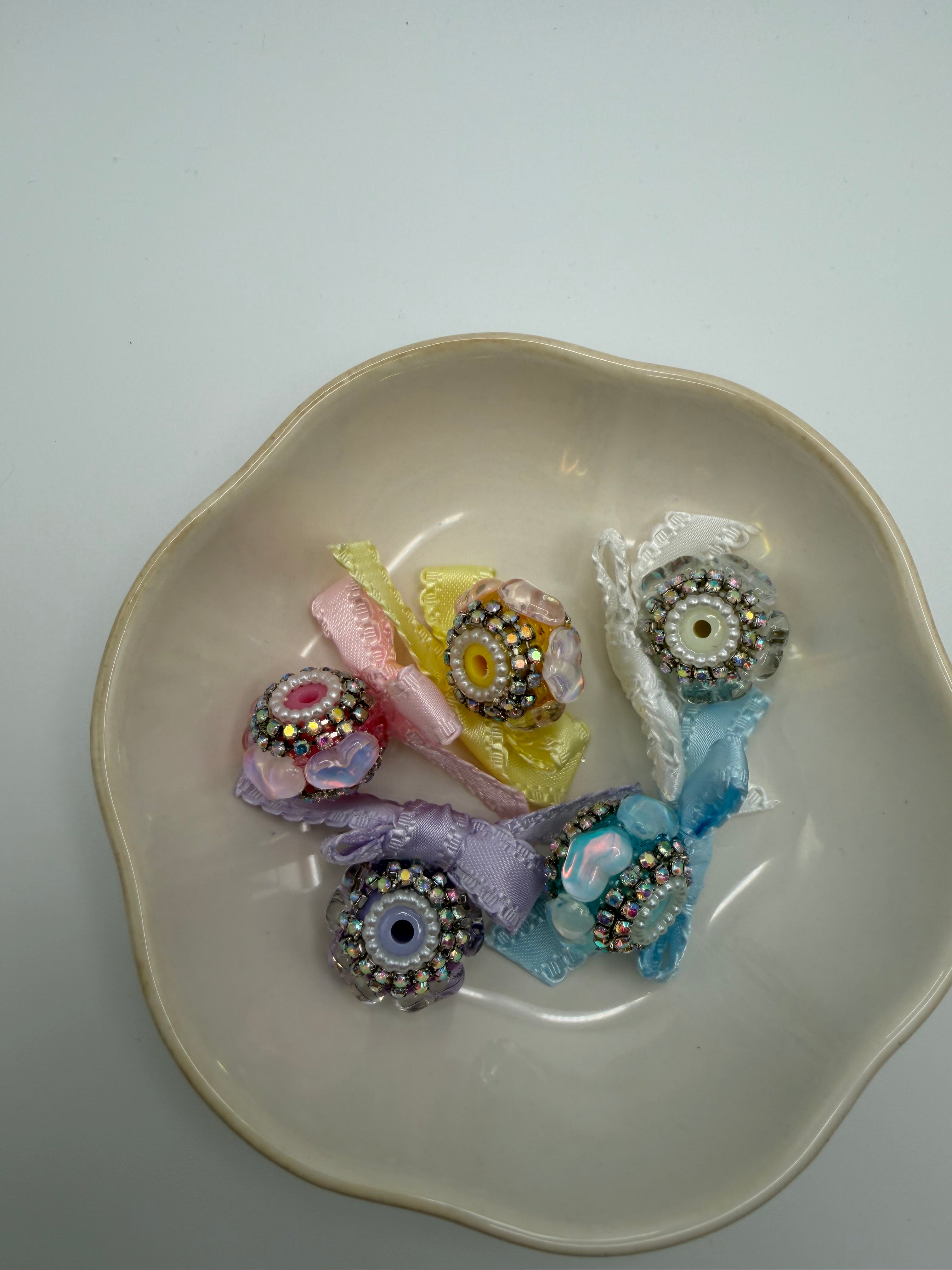 Bubble Heart Bow Beads