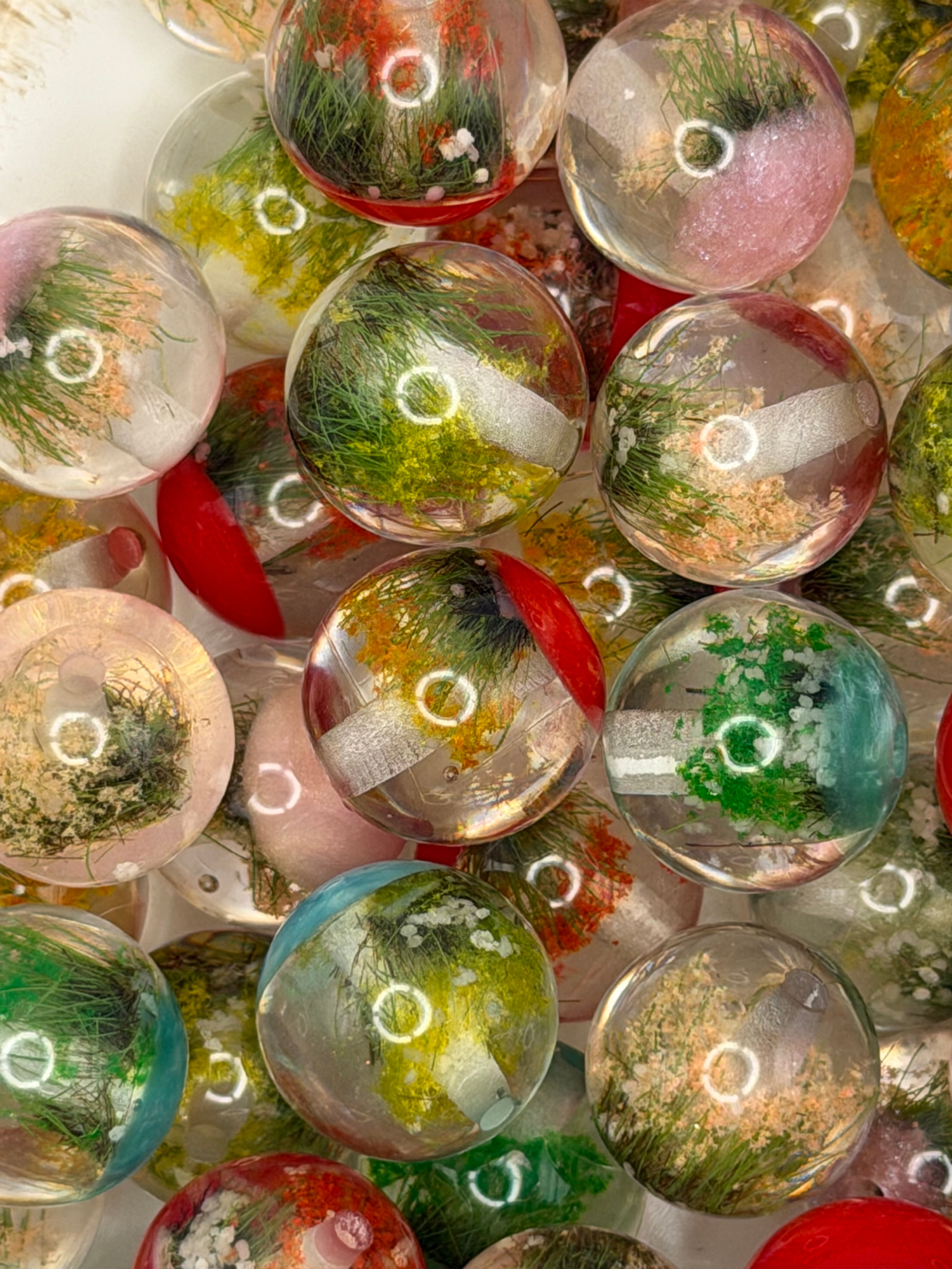 Luminous Dried Flower Beads