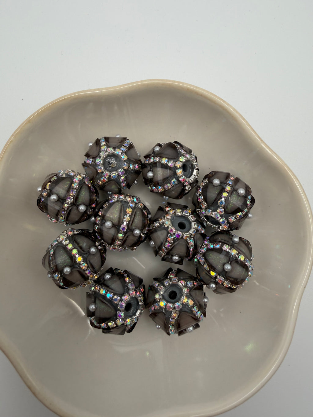 Fancy Pearl Accent Beads