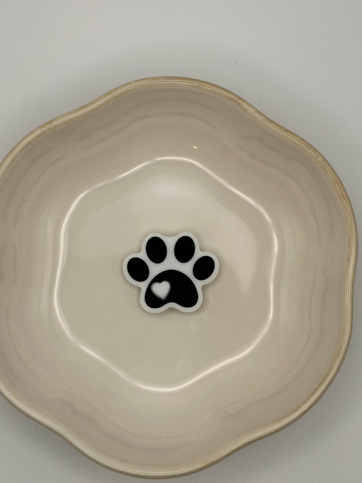Paw Print 2D Silicone Focal