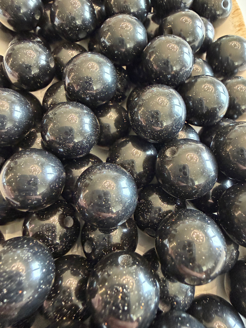 Black Glitter Acrylic 16mm