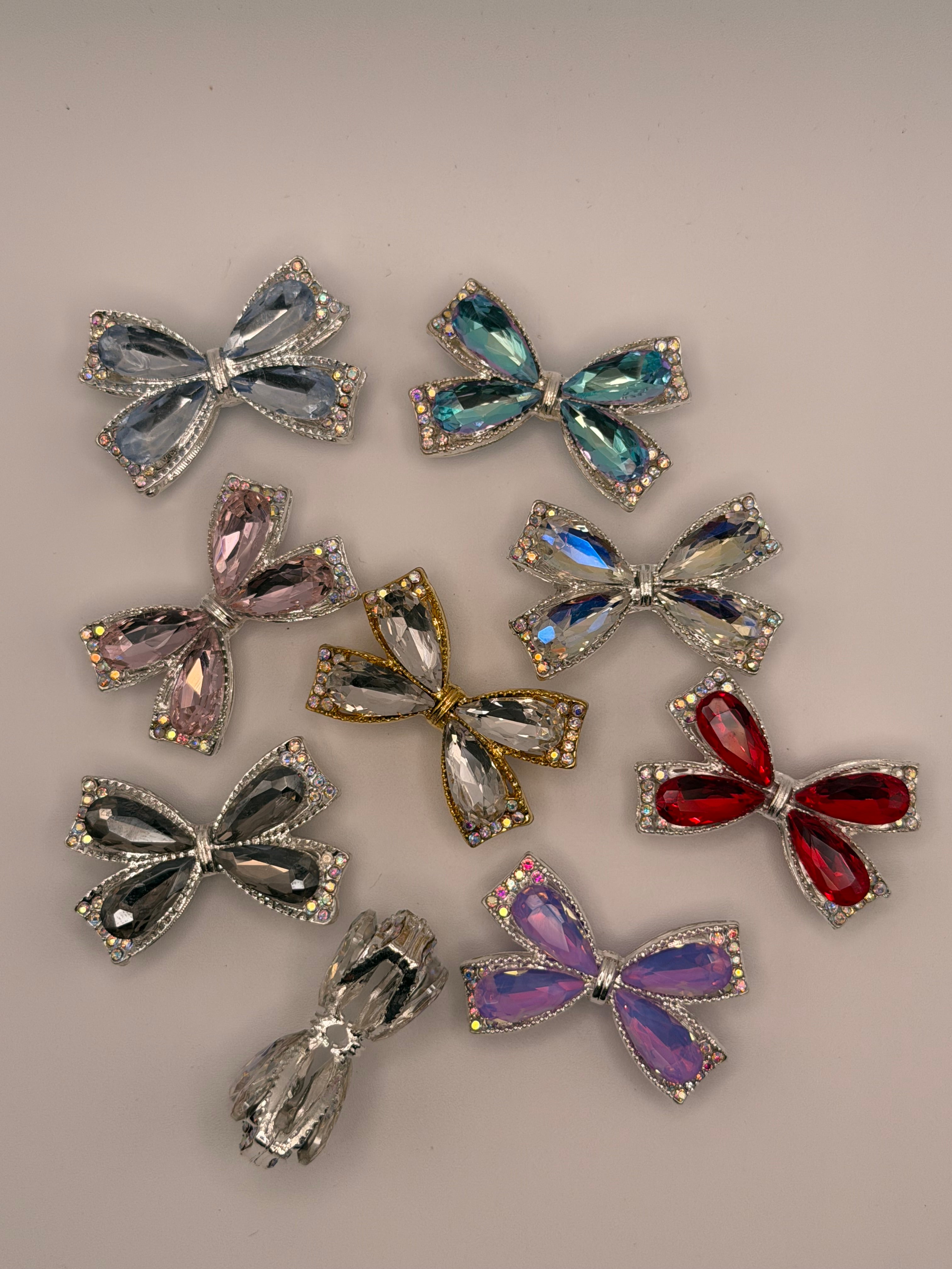 Bow Alloy Beads