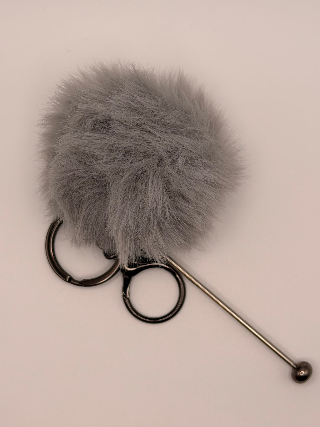 Beadable Bar with Faux Fur Poof